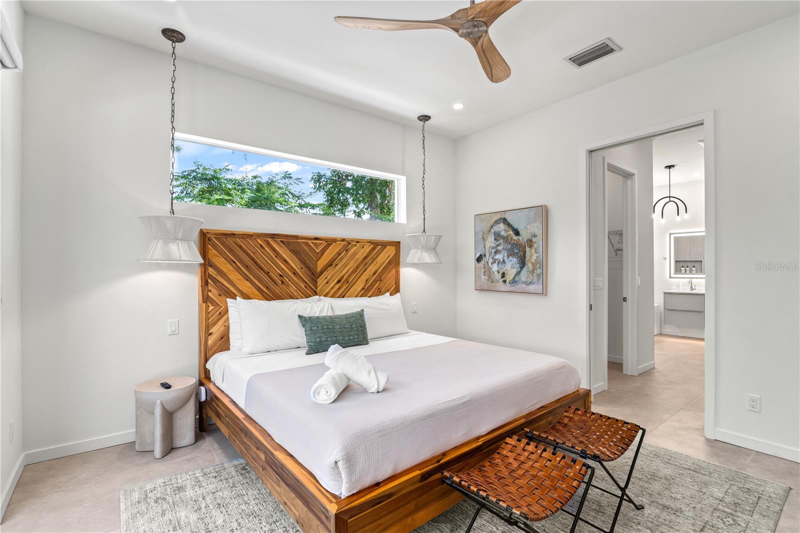 Image 24 of 57 For 2163 Waldemere Street