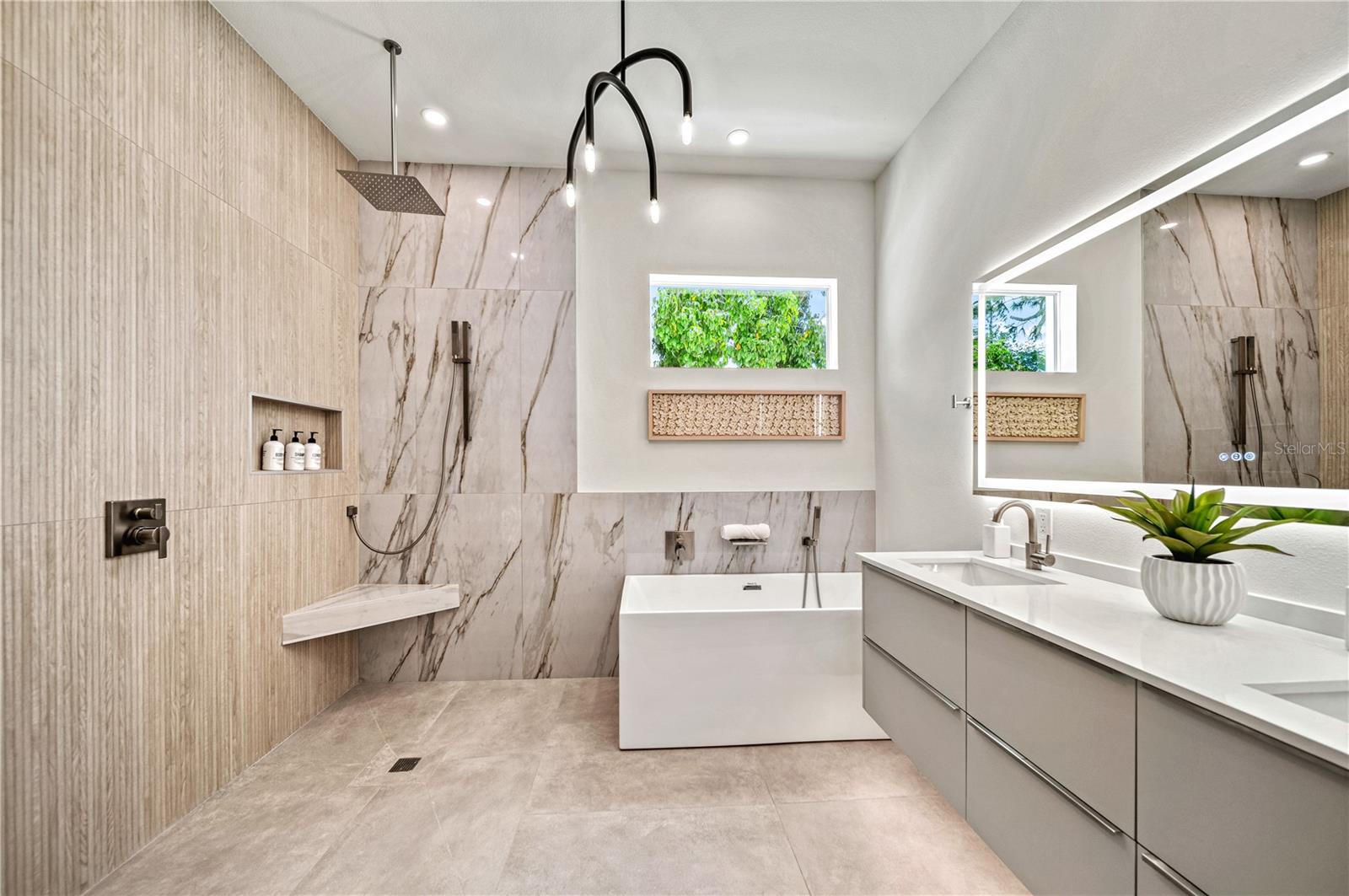 Image 25 of 57 For 2163 Waldemere Street