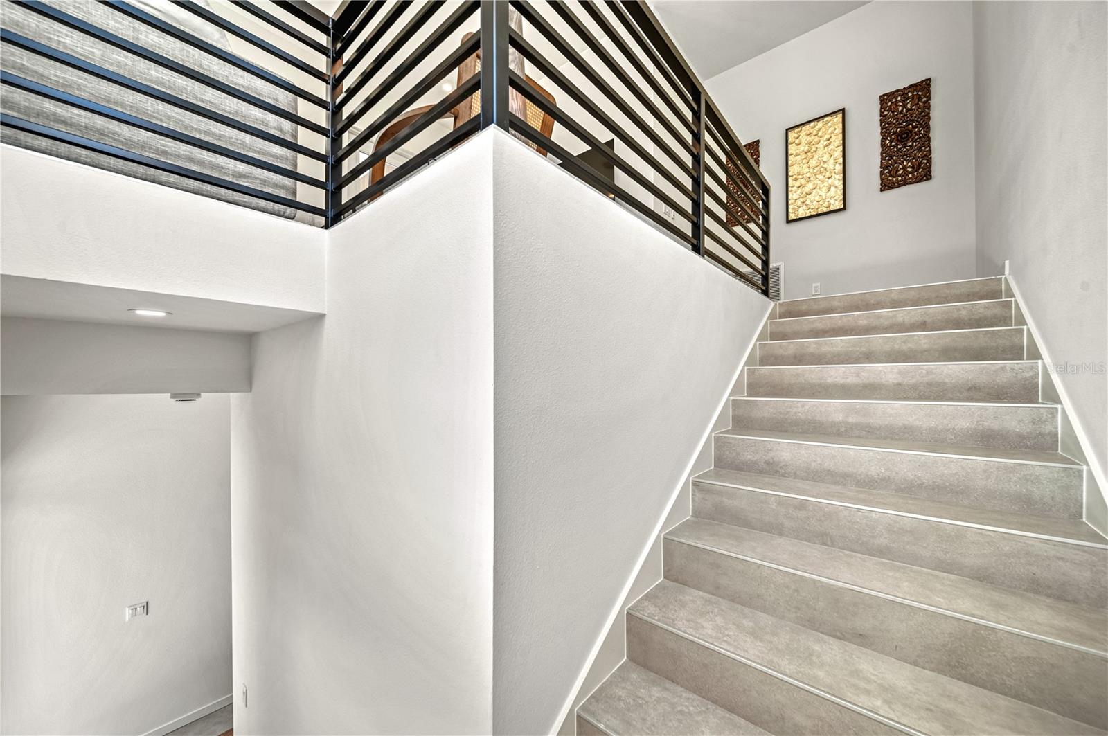 Image 29 of 57 For 2163 Waldemere Street