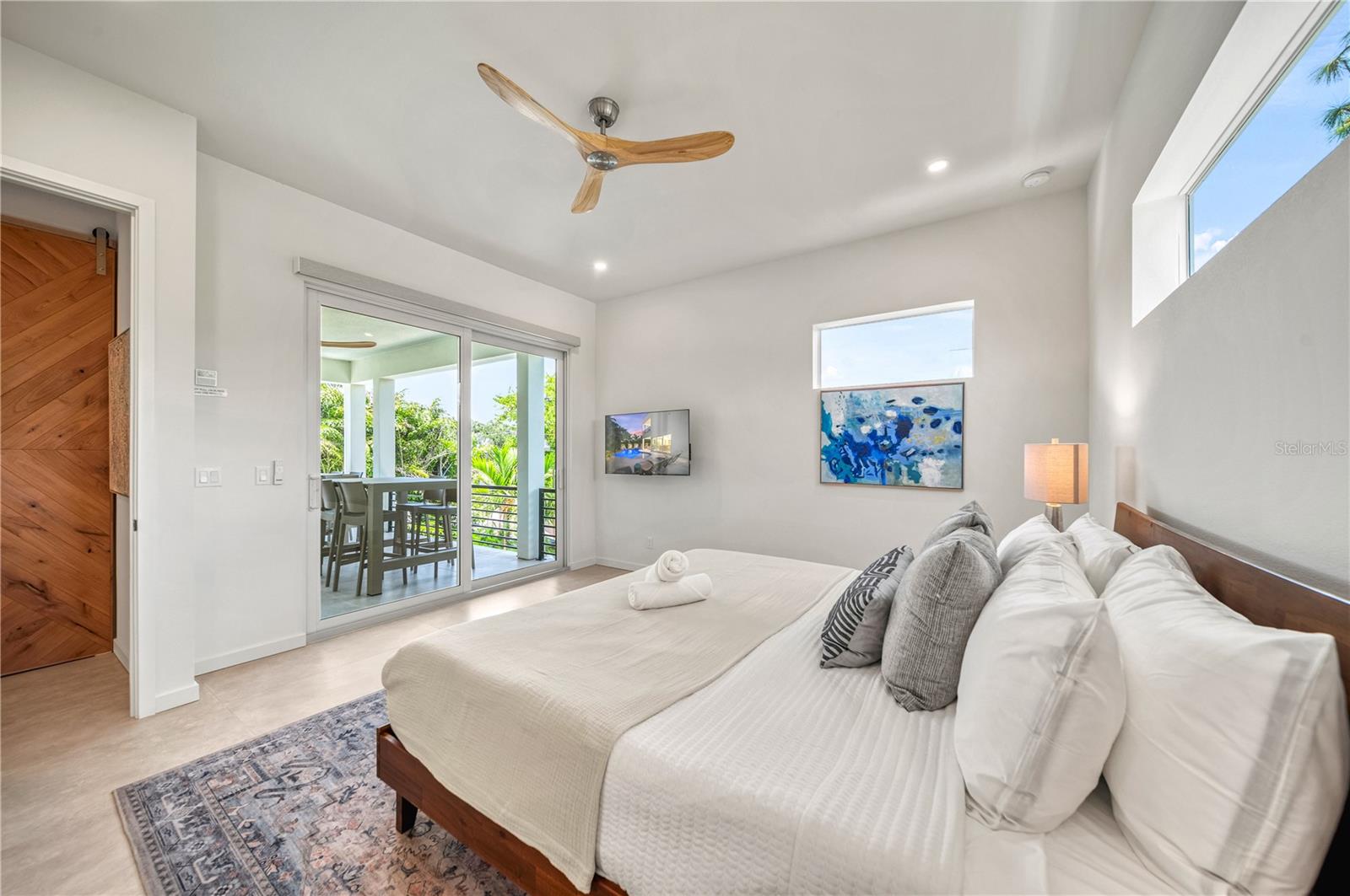 Image 40 of 57 For 2163 Waldemere Street