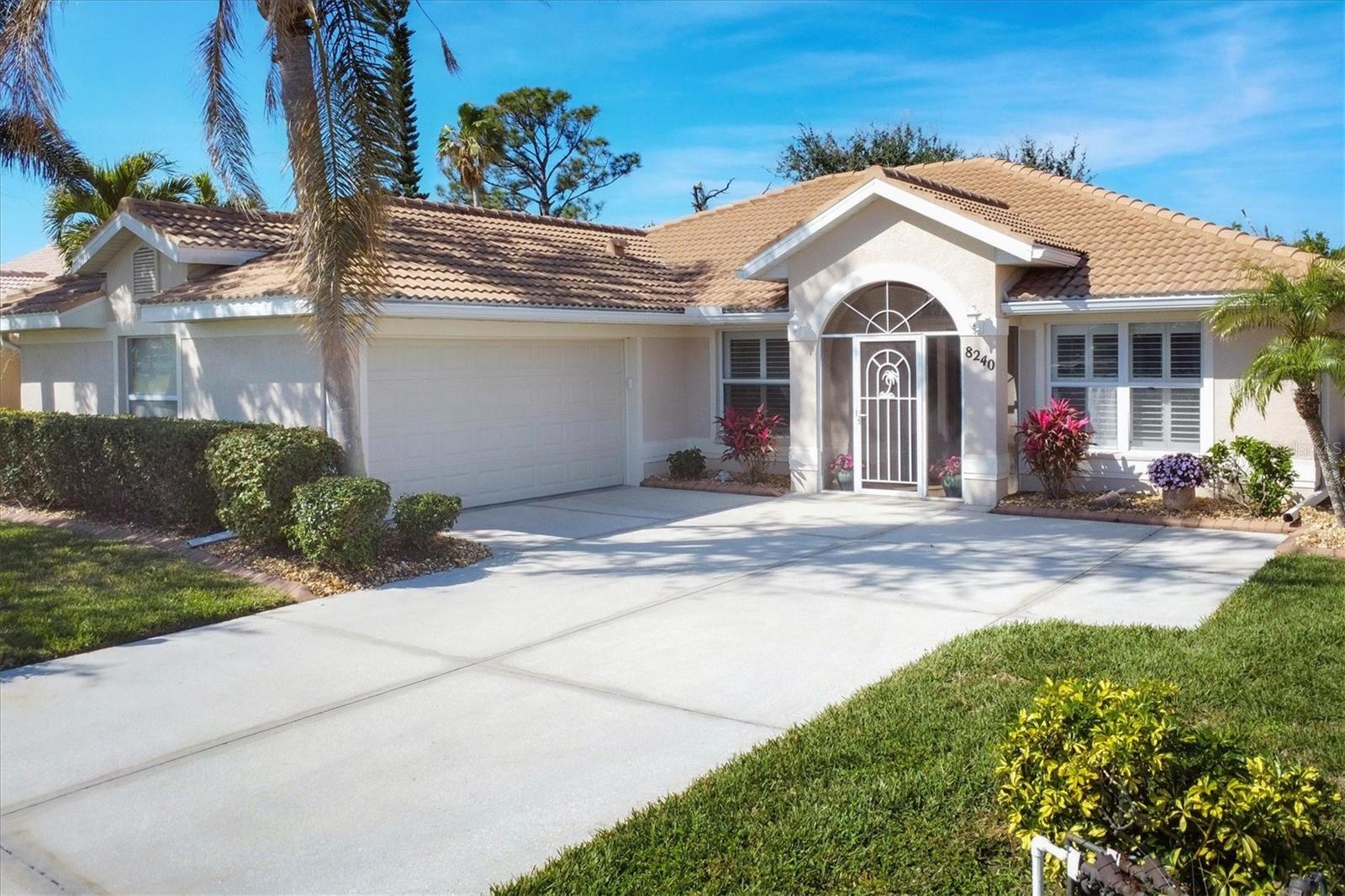 Details for 8240 Parkside Dr, ENGLEWOOD, FL 34224