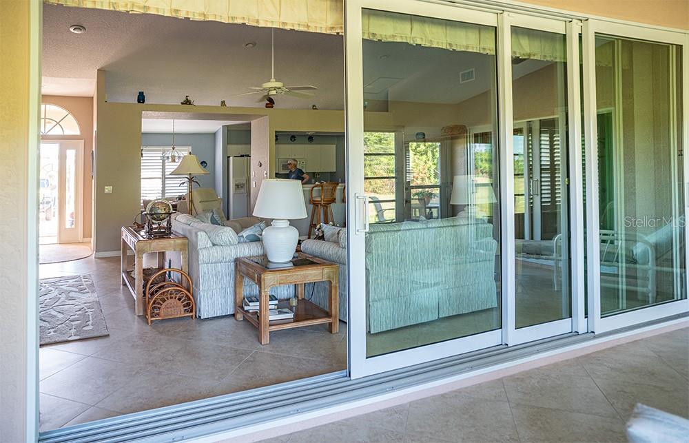 Image 32 of 63 For 8240 Parkside Dr