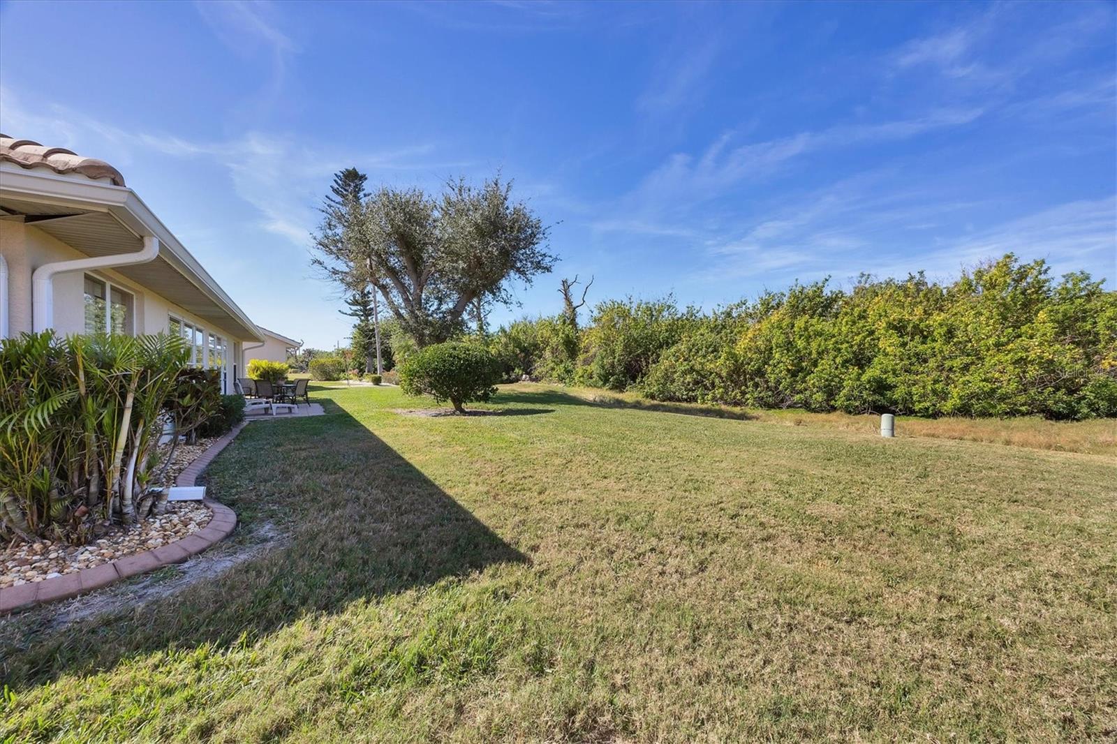 Image 39 of 63 For 8240 Parkside Dr