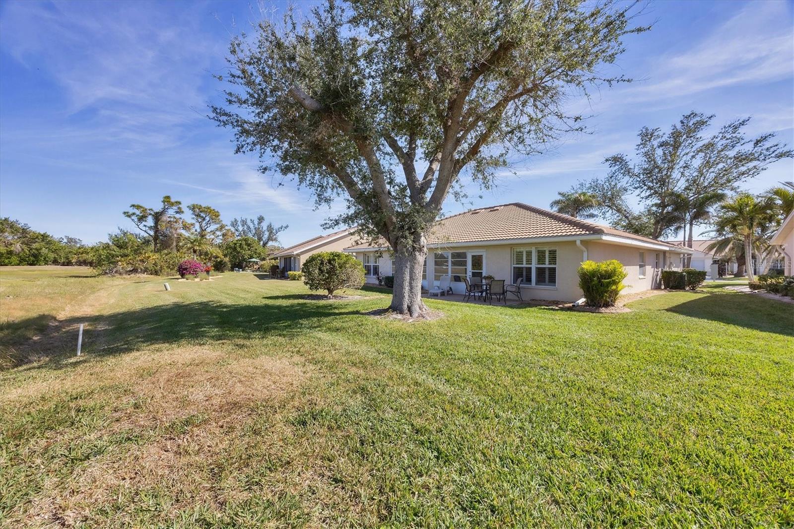 Image 41 of 63 For 8240 Parkside Dr