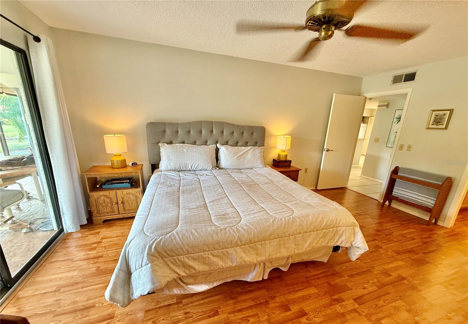 Image 43 of 63 For 621 Spring Lakes Boulevard 621