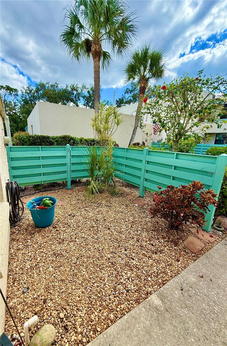 Image 51 of 63 For 621 Spring Lakes Boulevard 621