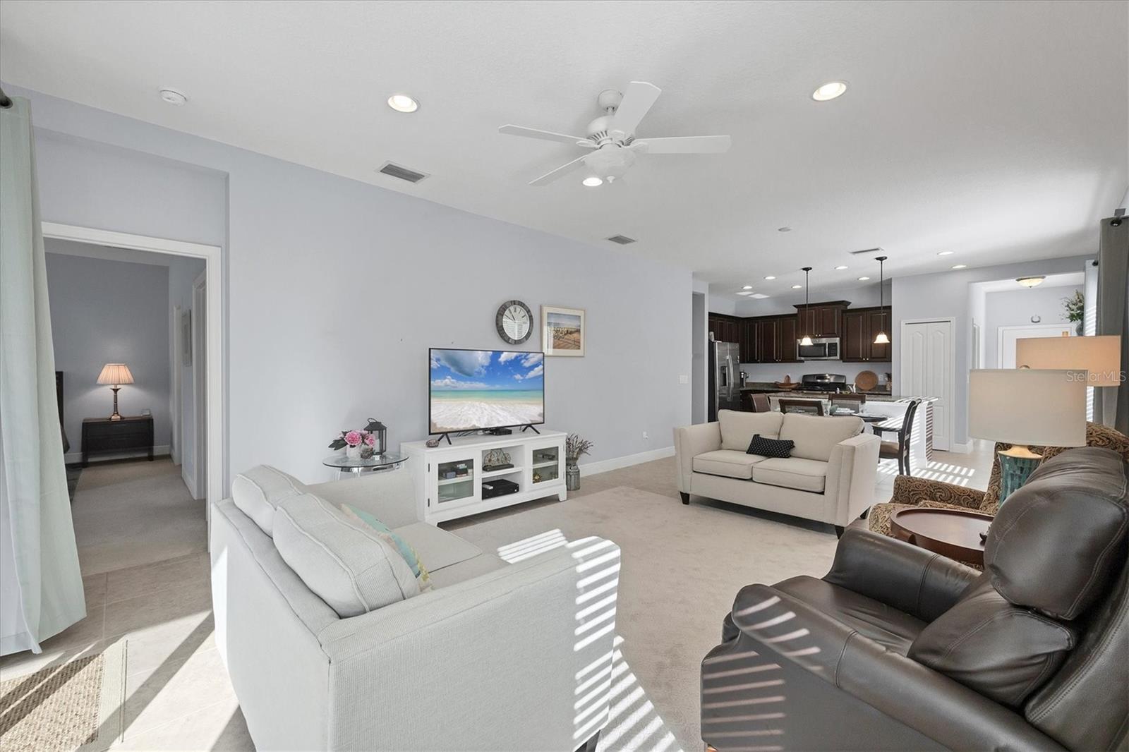 Image 7 of 51 For 13008 Deep Blue Place