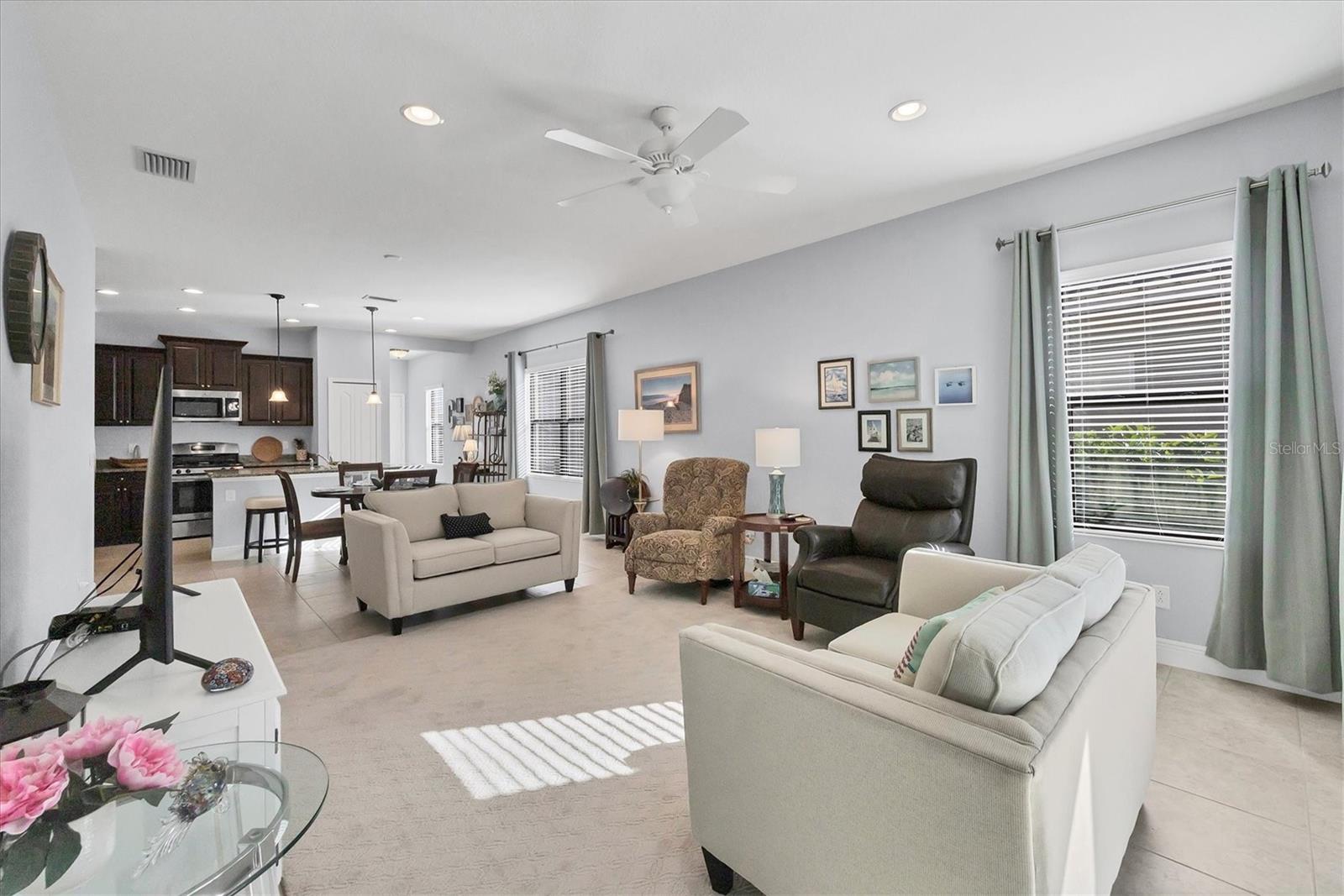 Image 8 of 51 For 13008 Deep Blue Place