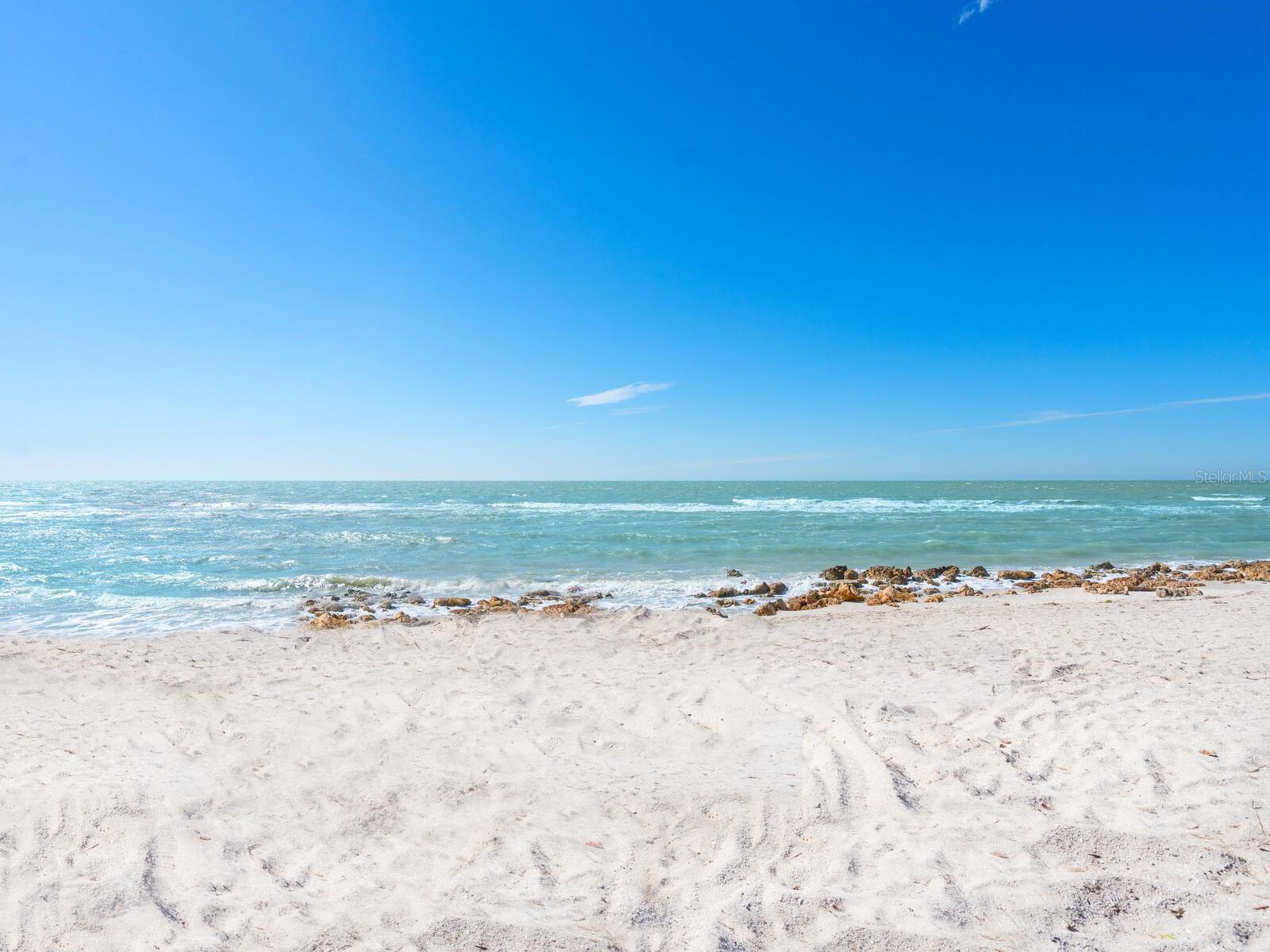 Image 2 of 49 For 18 Casey Key Road