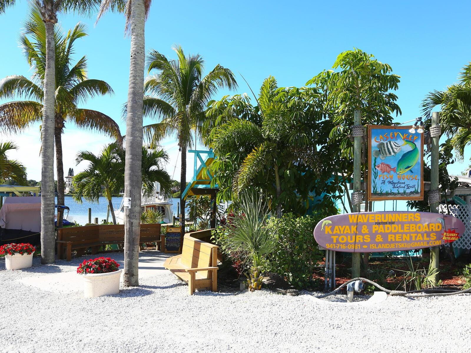 Image 39 of 49 For 18 Casey Key Road