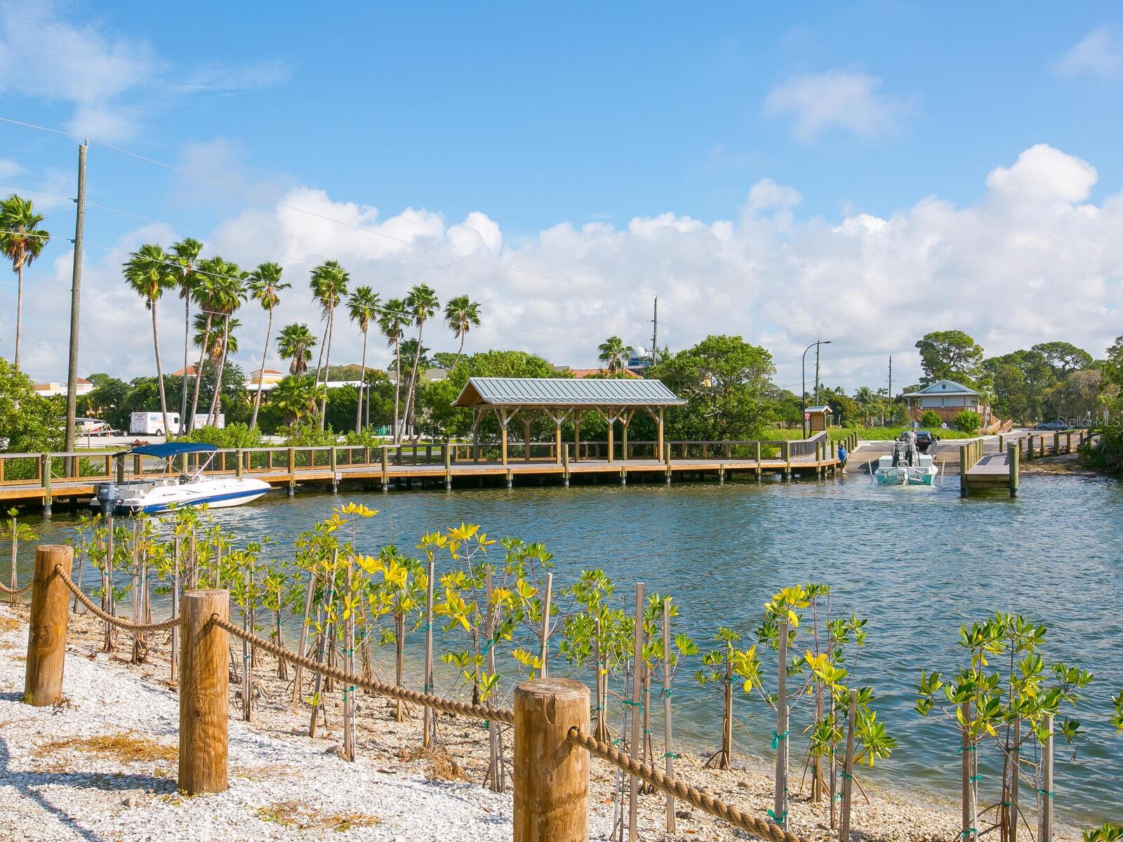 Image 44 of 49 For 18 Casey Key Road