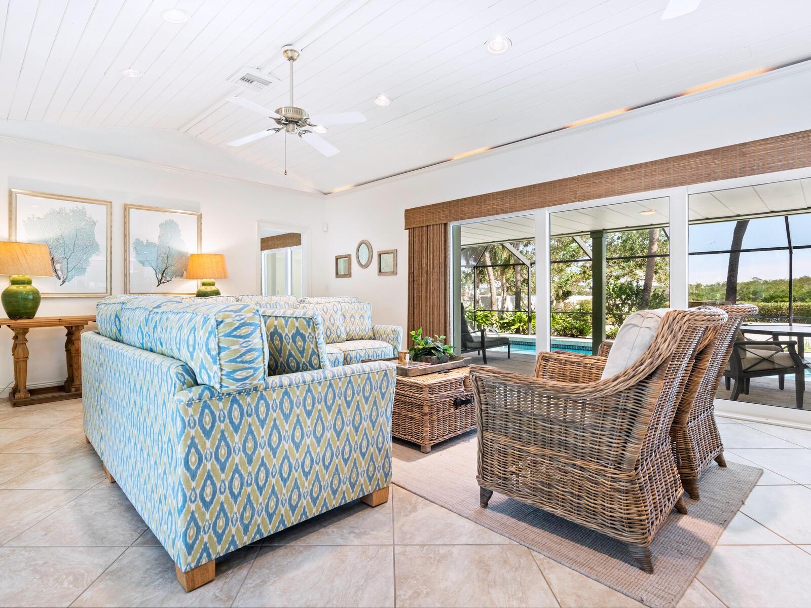 Image 9 of 49 For 18 Casey Key Road