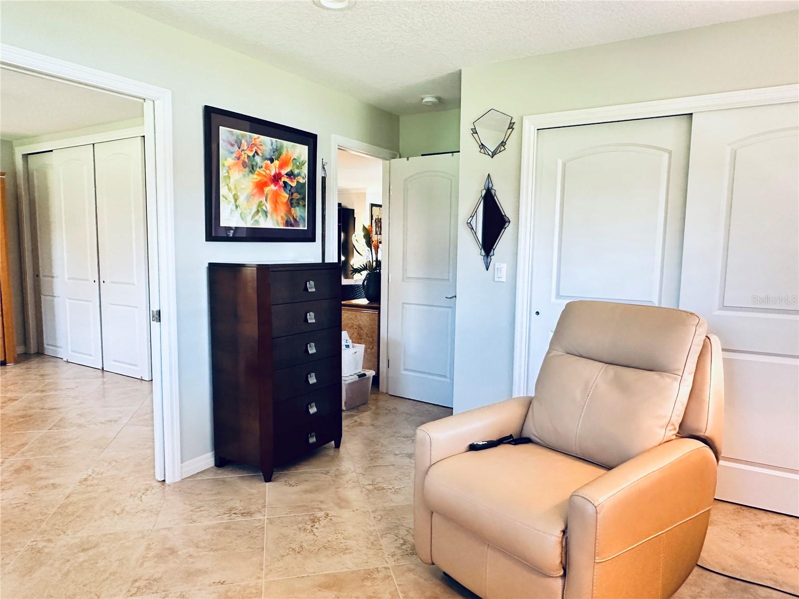 Image 35 of 66 For 5455 Golf Pointe Drive 5455