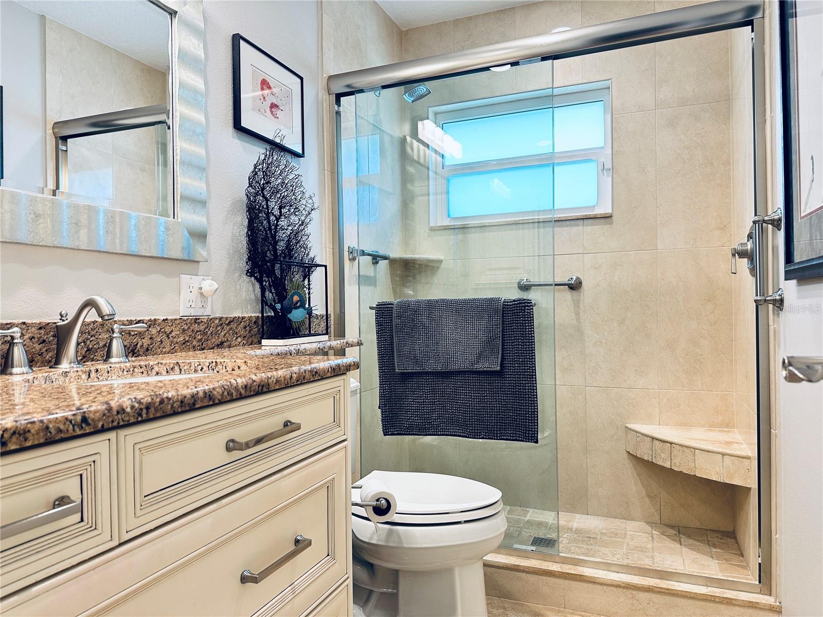 Image 44 of 66 For 5455 Golf Pointe Drive 5455