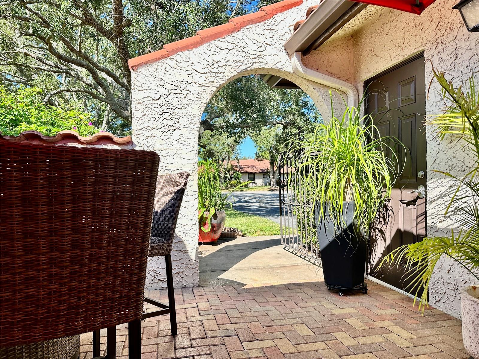 Image 5 of 66 For 5455 Golf Pointe Drive 5455