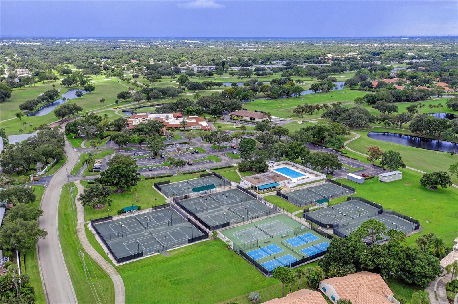 Image 64 of 66 For 5455 Golf Pointe Drive 5455