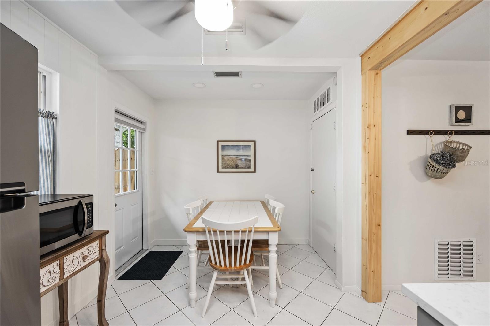 Image 13 of 32 For 3613 Belmont Boulevard