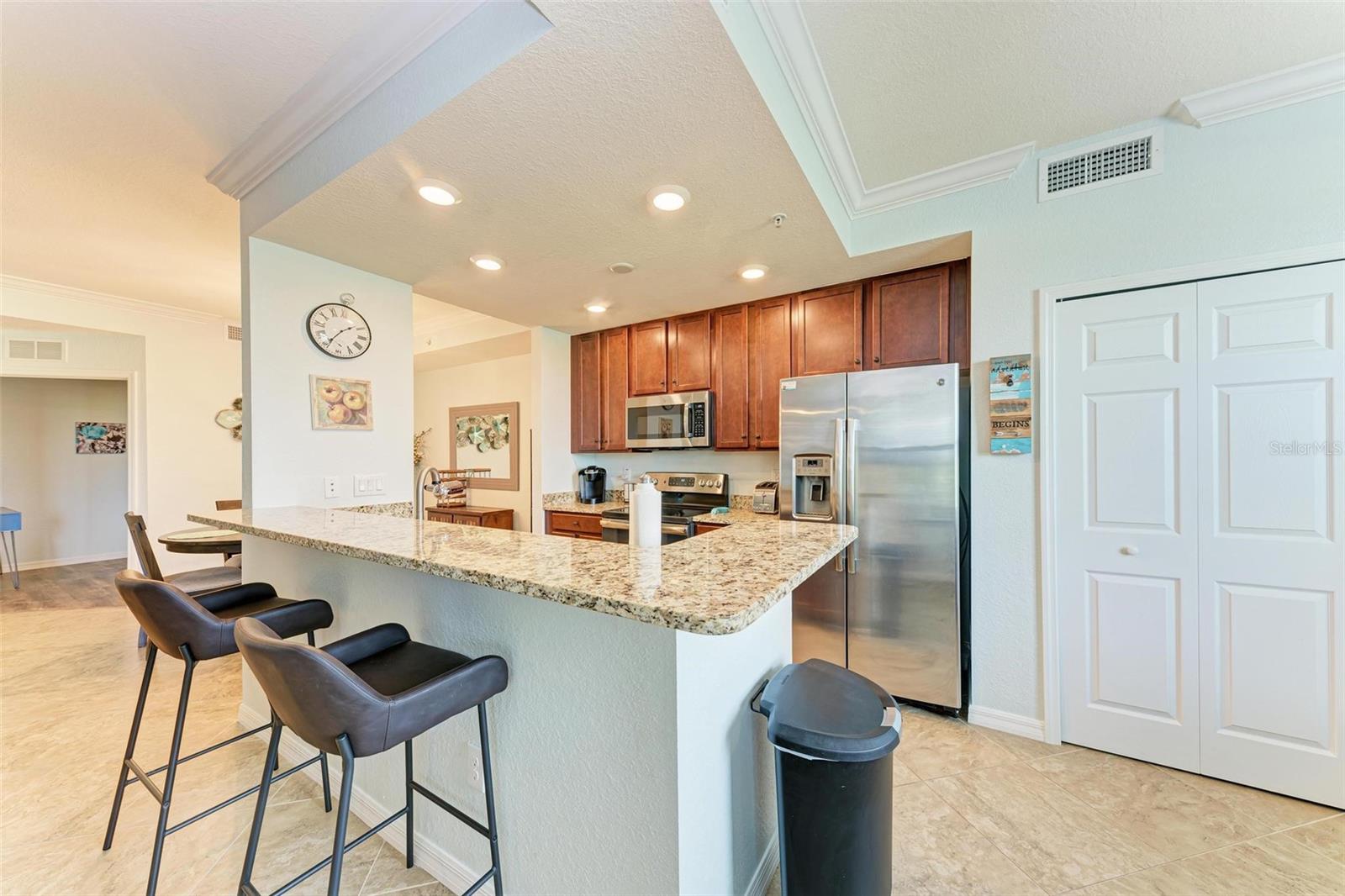 Image 12 of 44 For 5517 Palmer Circle 104