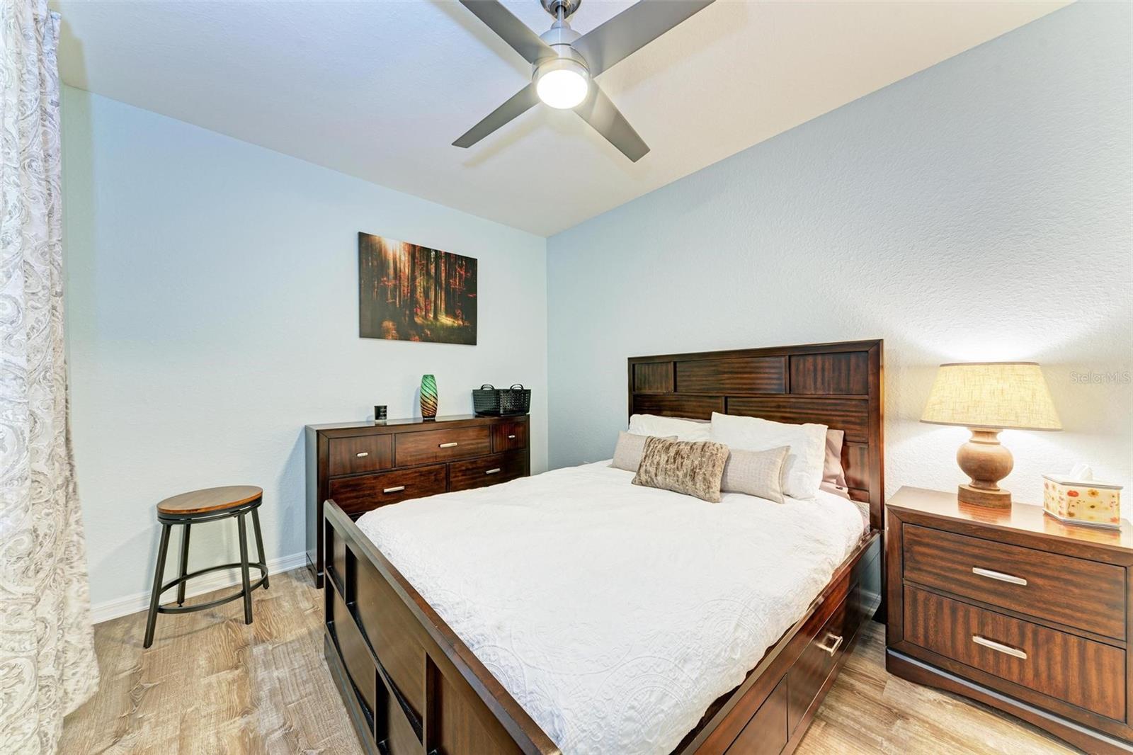 Image 24 of 44 For 5517 Palmer Circle 104