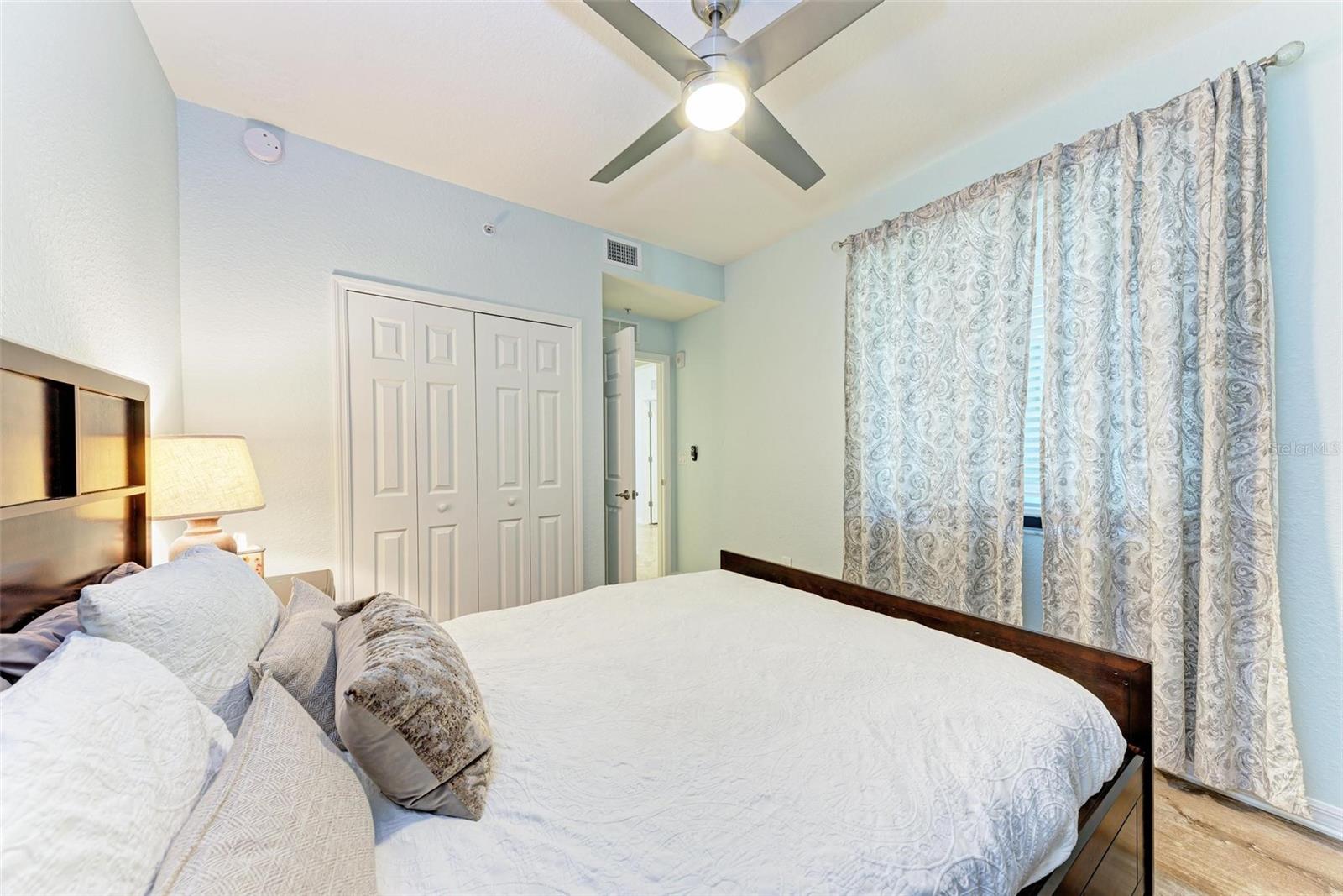 Image 25 of 44 For 5517 Palmer Circle 104