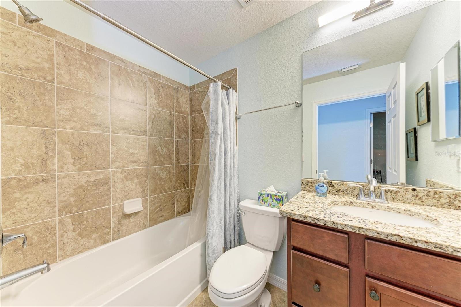 Image 26 of 44 For 5517 Palmer Circle 104