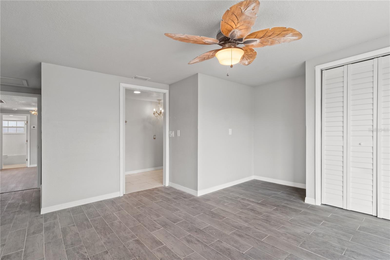 Image 13 of 42 For 13725 Mattix Avenue