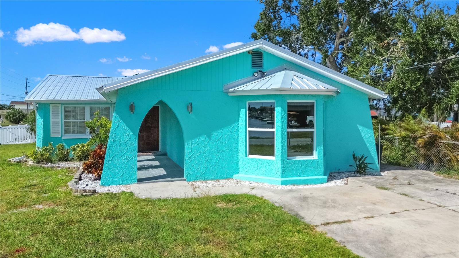 Image 41 of 42 For 13725 Mattix Avenue