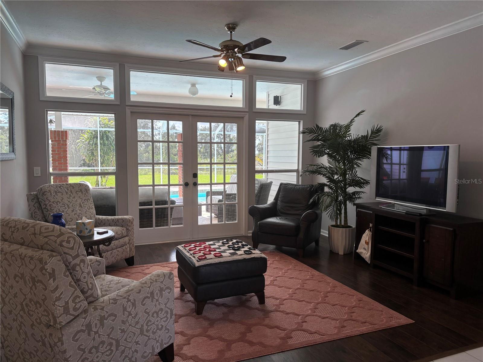 Image 17 of 61 For 1950 Bern Creek Loop