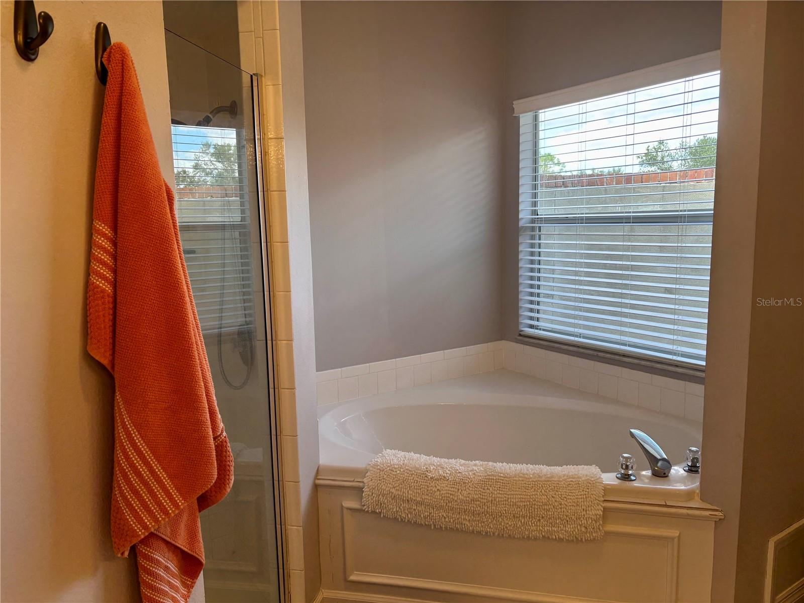 Image 28 of 61 For 1950 Bern Creek Loop