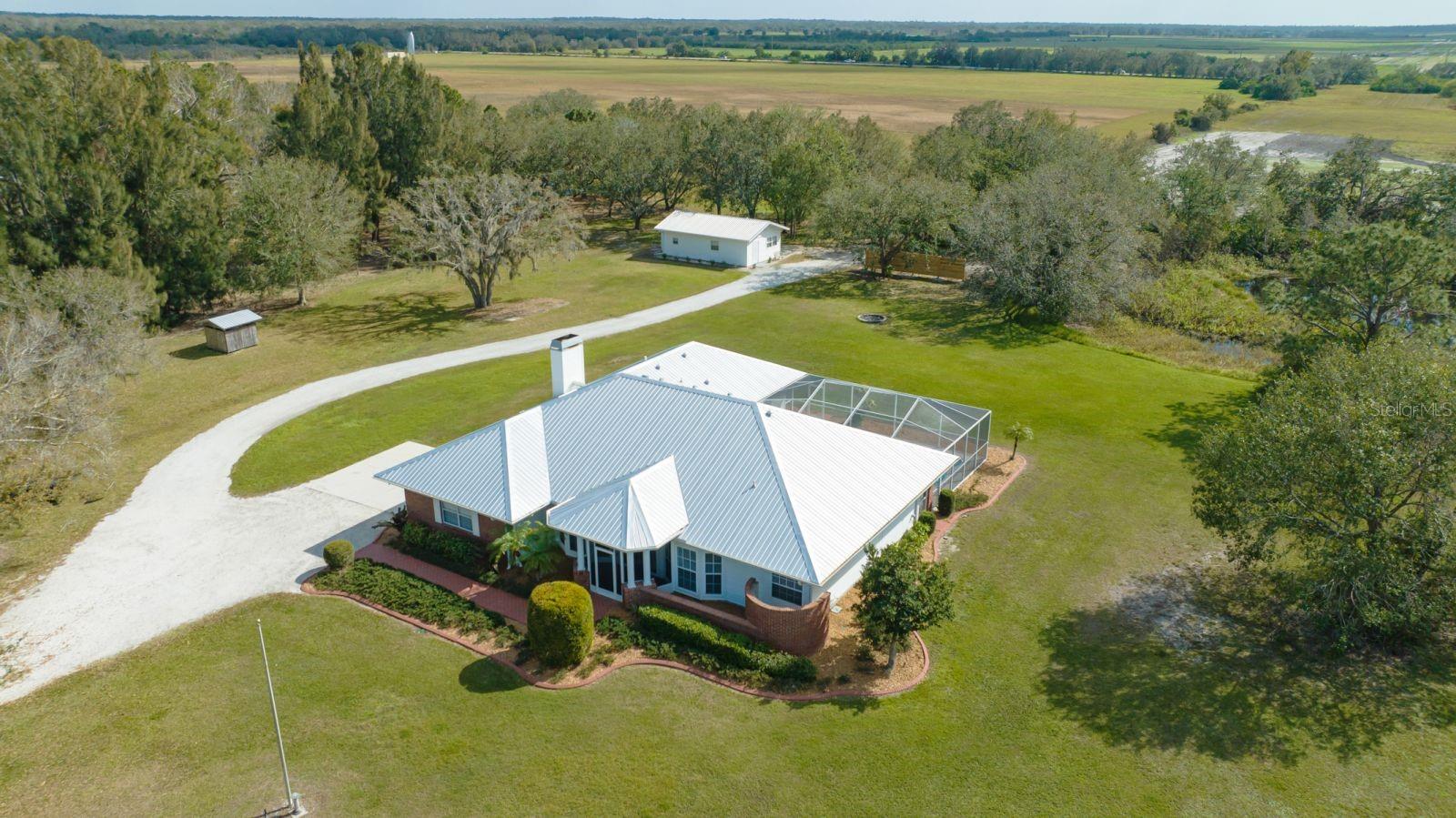 Image 3 of 61 For 1950 Bern Creek Loop