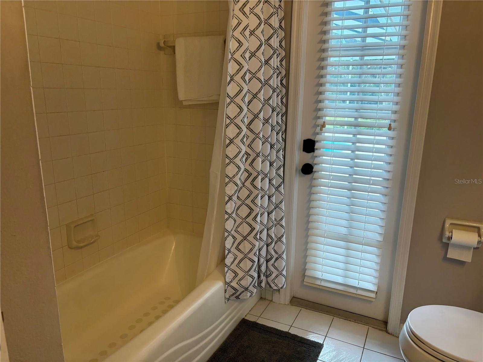 Image 42 of 61 For 1950 Bern Creek Loop