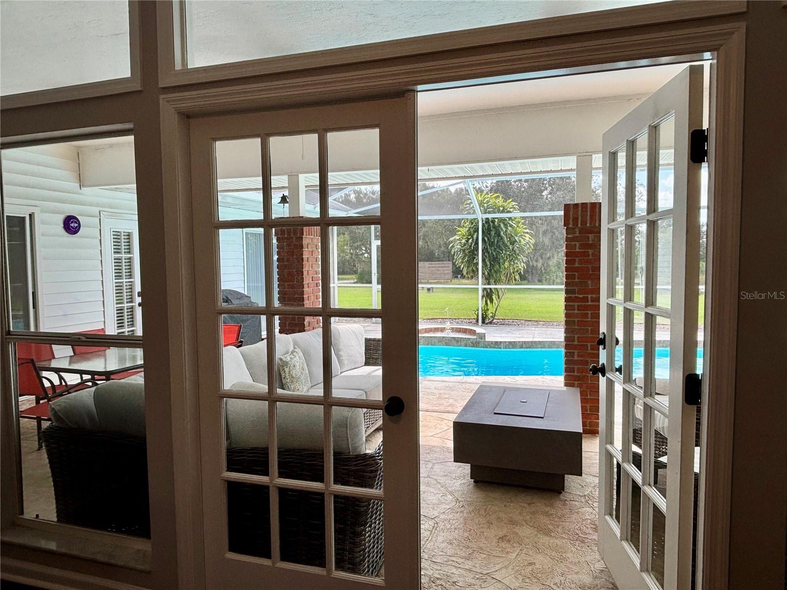 Image 47 of 61 For 1950 Bern Creek Loop