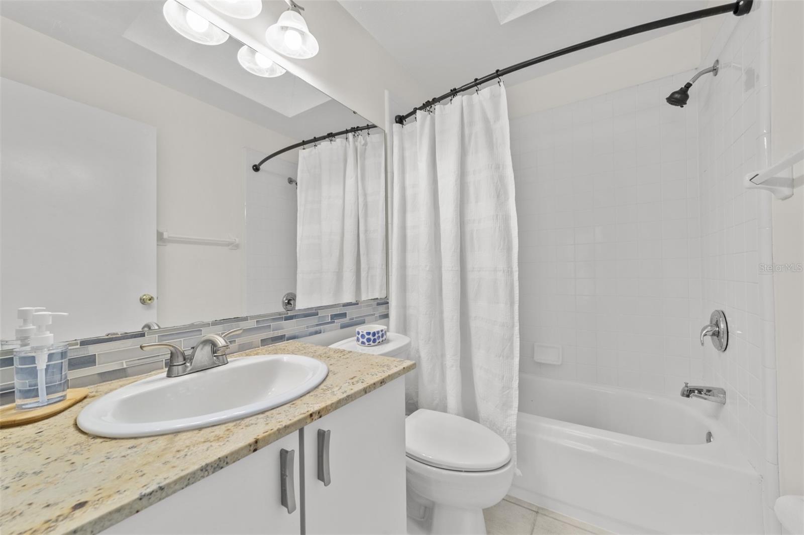 Image 20 of 26 For 1008 Country Cove Court