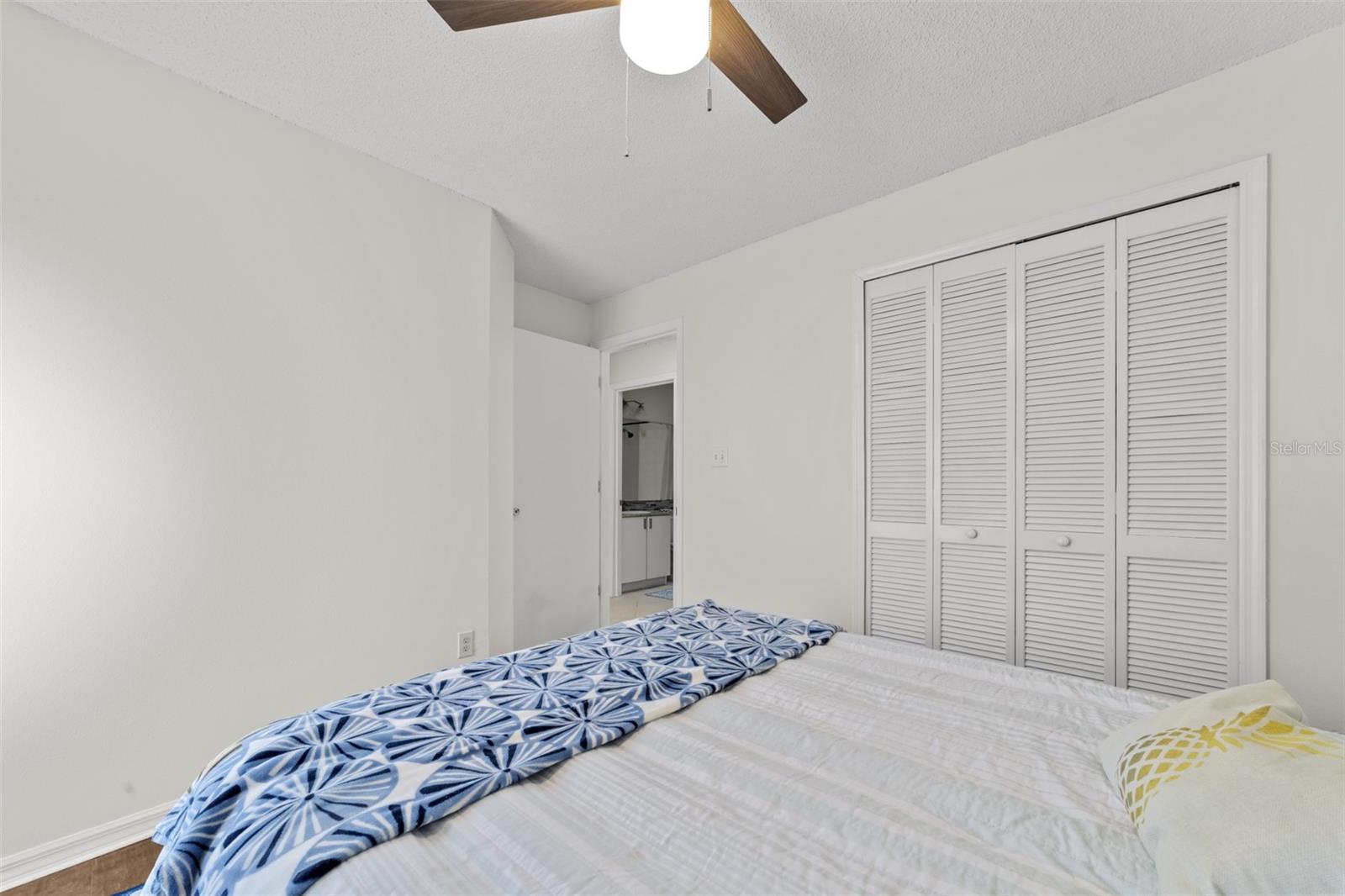 Image 22 of 26 For 1008 Country Cove Court