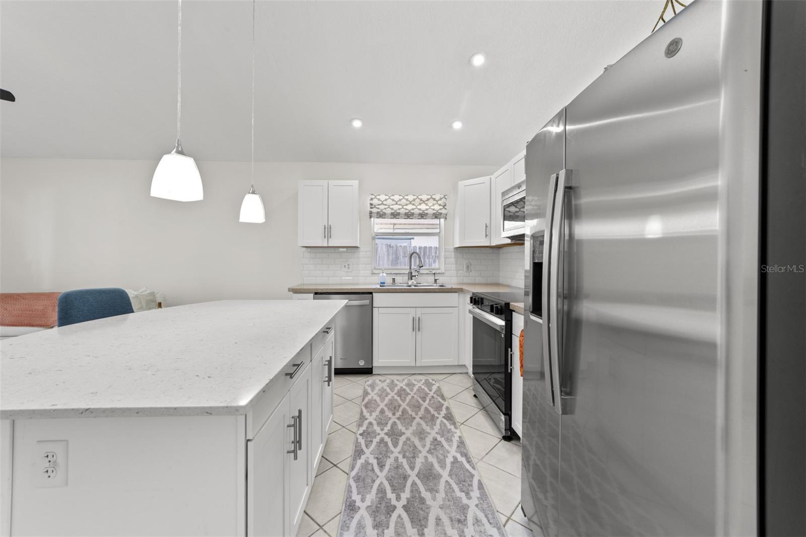 Image 6 of 26 For 1008 Country Cove Court