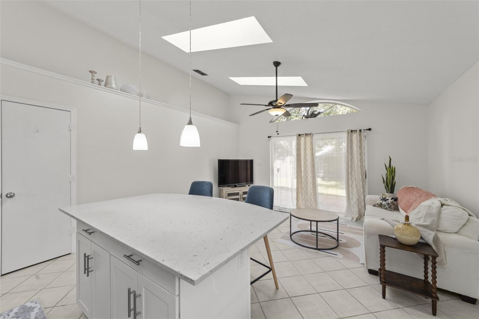 Image 9 of 26 For 1008 Country Cove Court