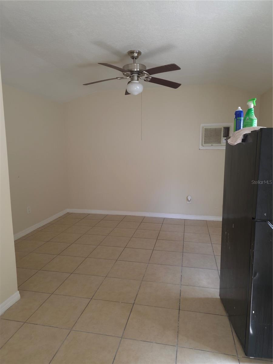 Image 6 of 11 For 121 Stefanik Road