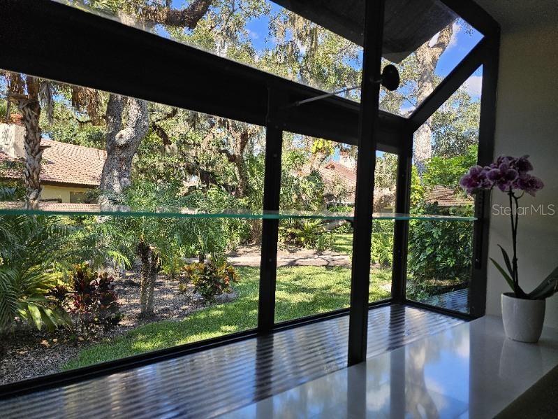 Image 25 of 94 For 7254 Oak Moss Drive 72