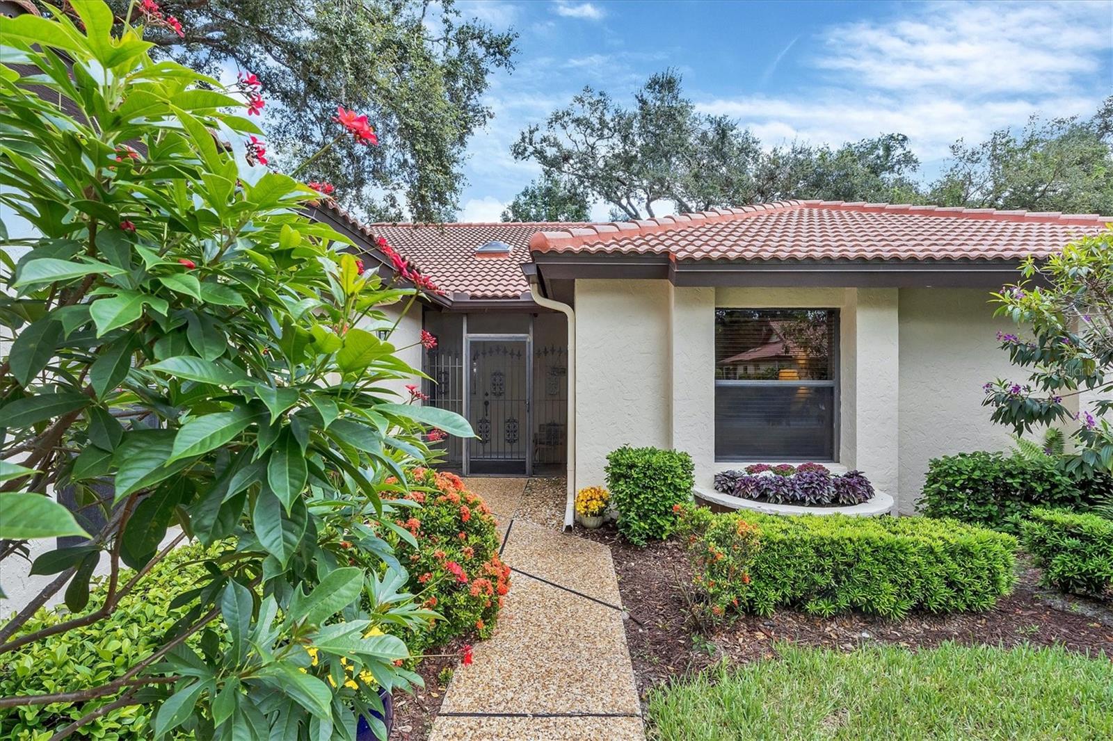 Image 4 of 94 For 7254 Oak Moss Drive 72