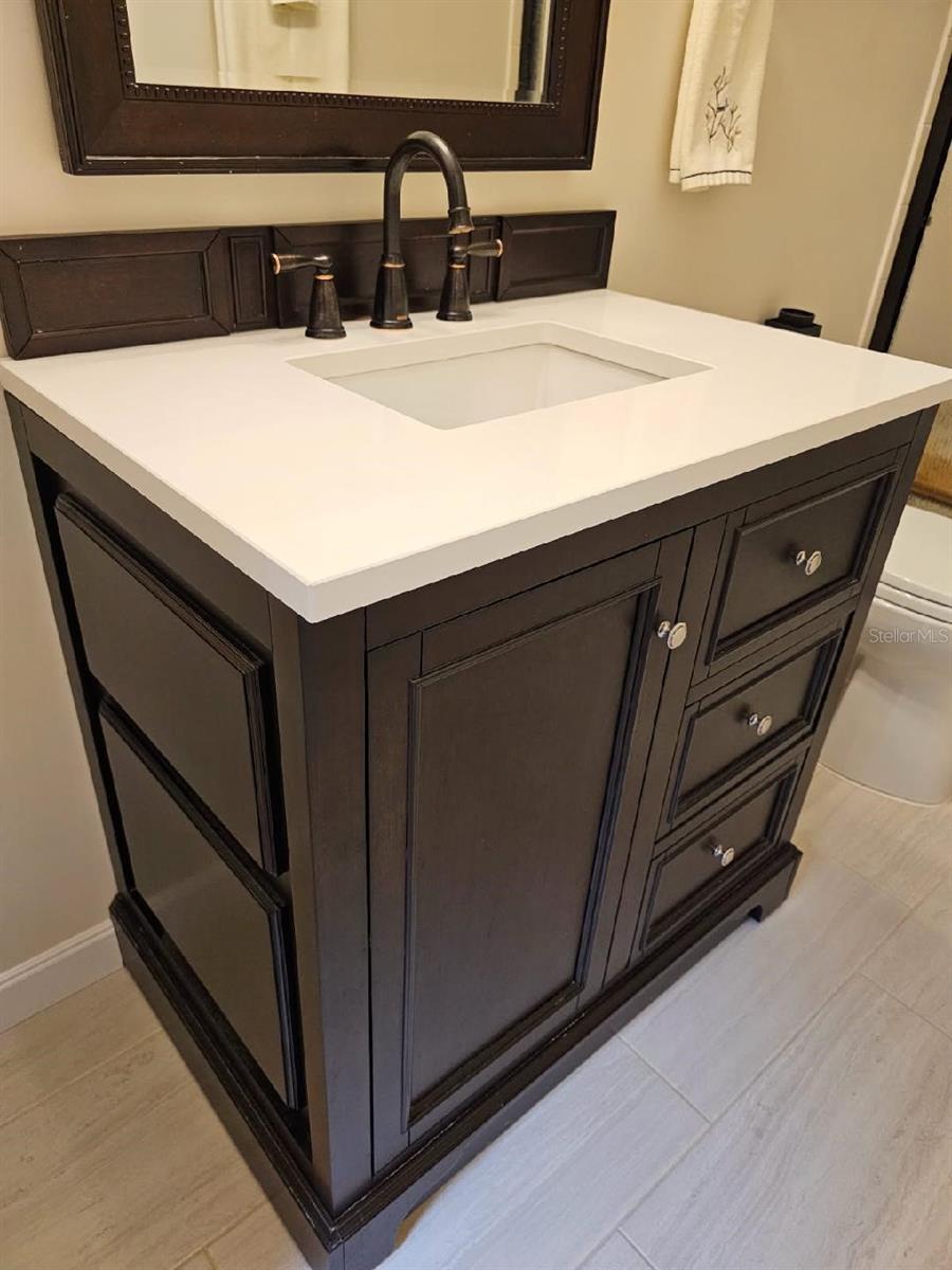 Image 54 of 94 For 7254 Oak Moss Drive 72