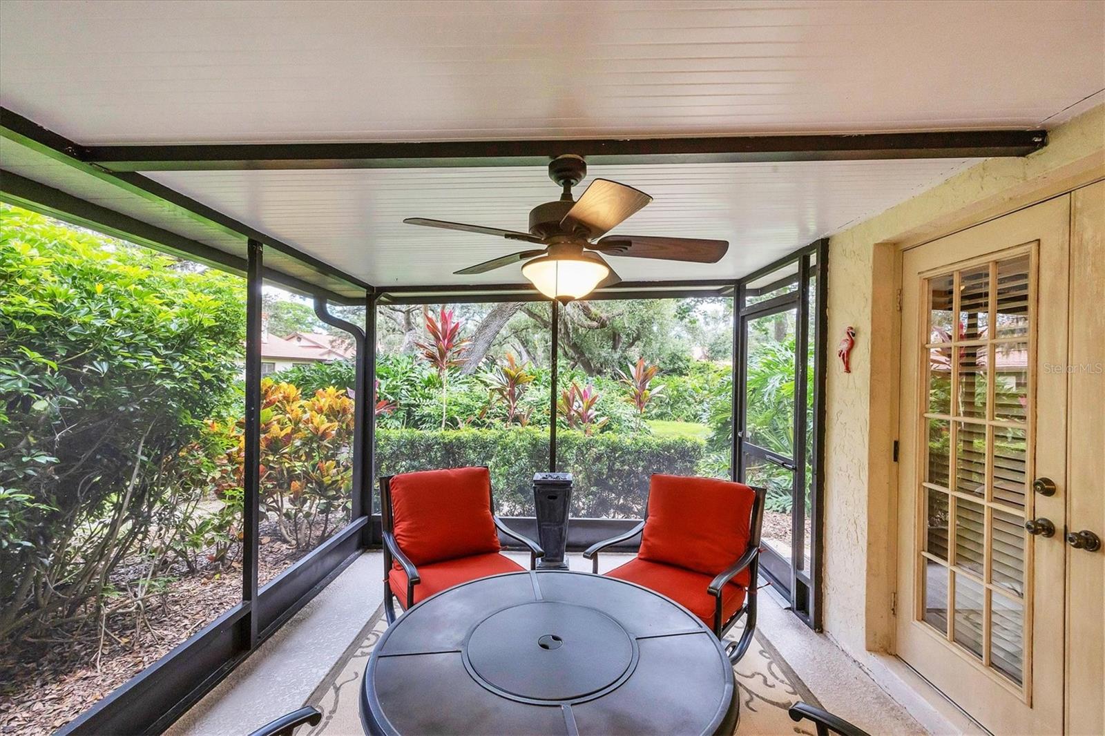 Image 63 of 94 For 7254 Oak Moss Drive 72