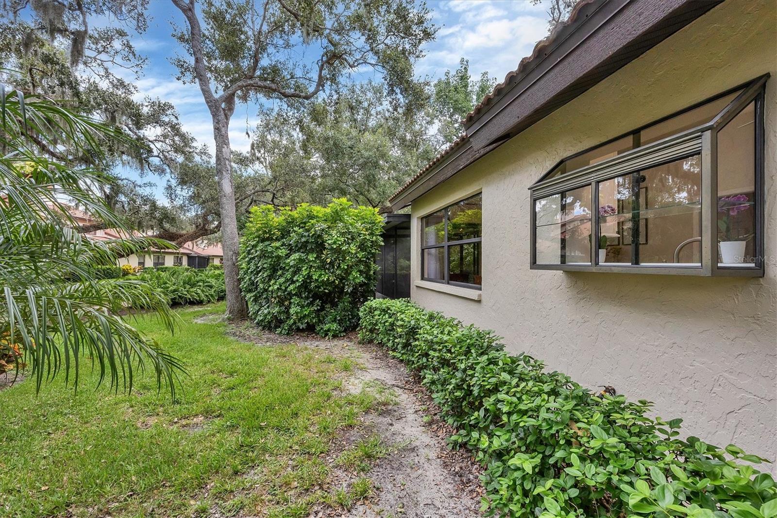 Image 68 of 94 For 7254 Oak Moss Drive 72