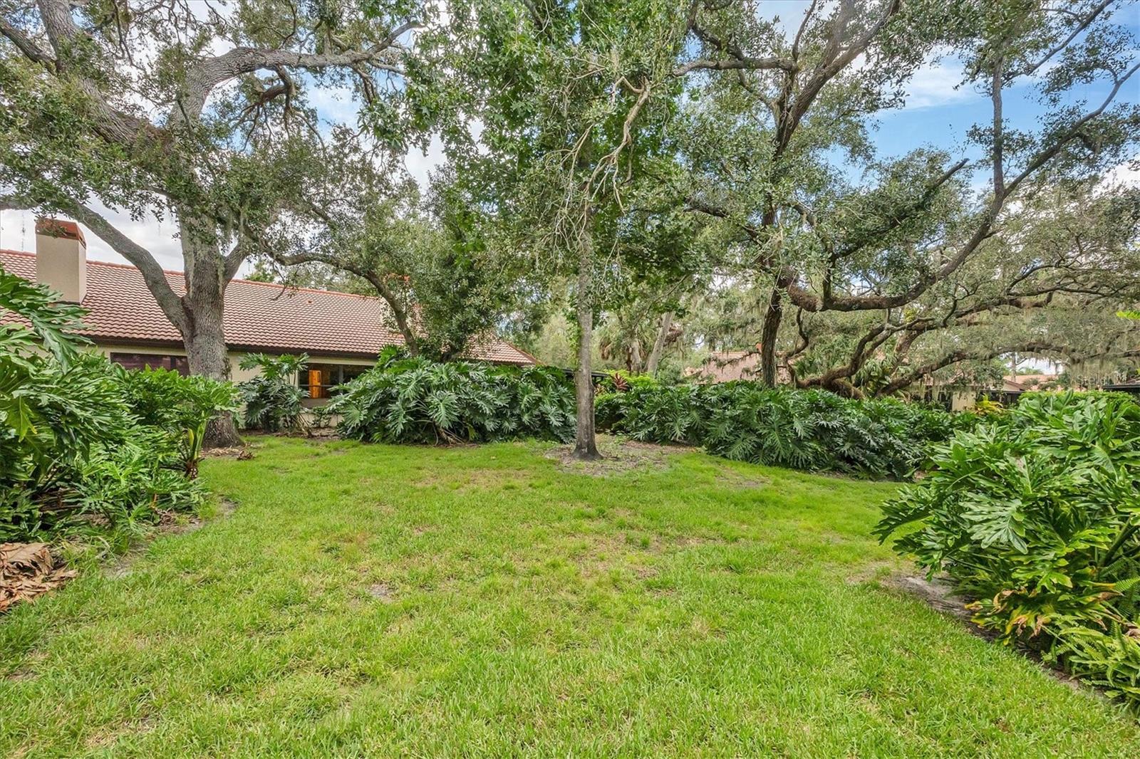 Image 69 of 94 For 7254 Oak Moss Drive 72