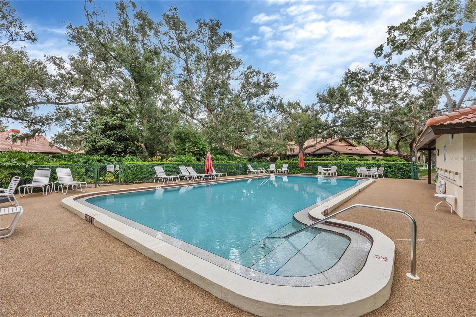 Image 73 of 94 For 7254 Oak Moss Drive 72