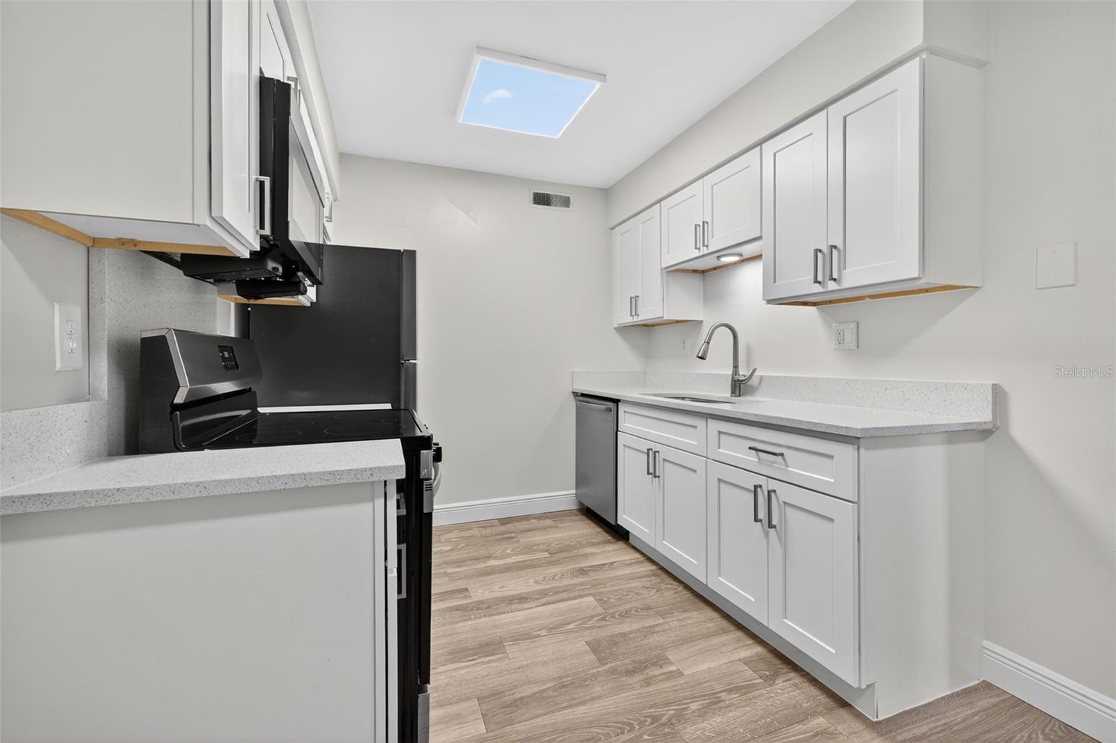 Image 10 of 34 For 612 Bass Court 612-2b