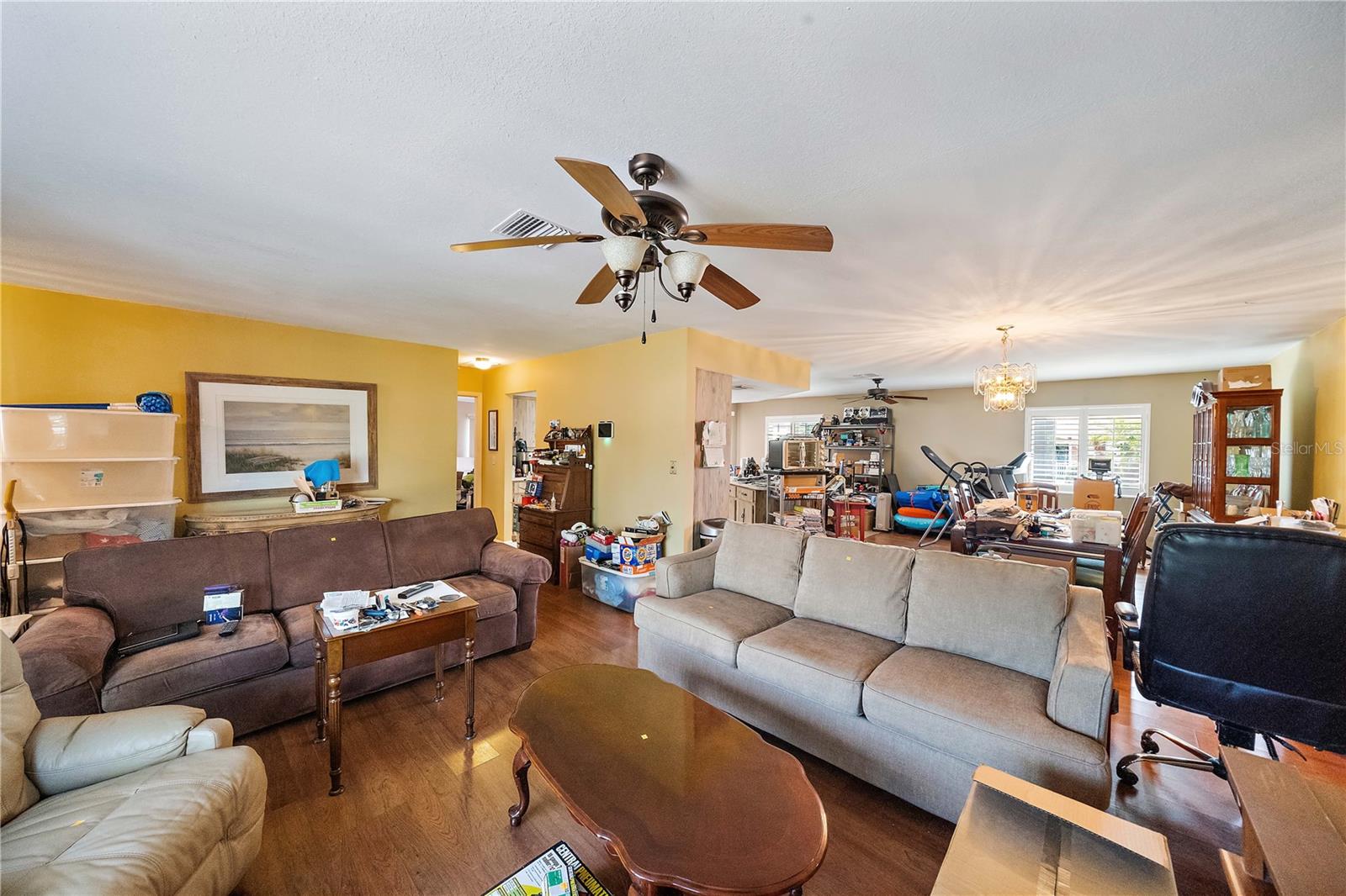 Image 17 of 32 For 1001 Malay Terrace Nw