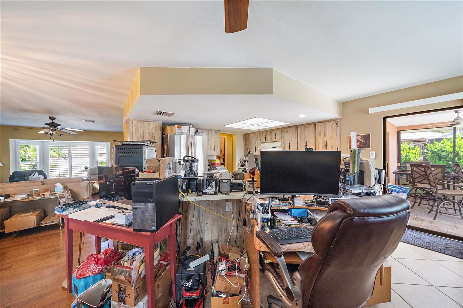 Image 18 of 32 For 1001 Malay Terrace Nw