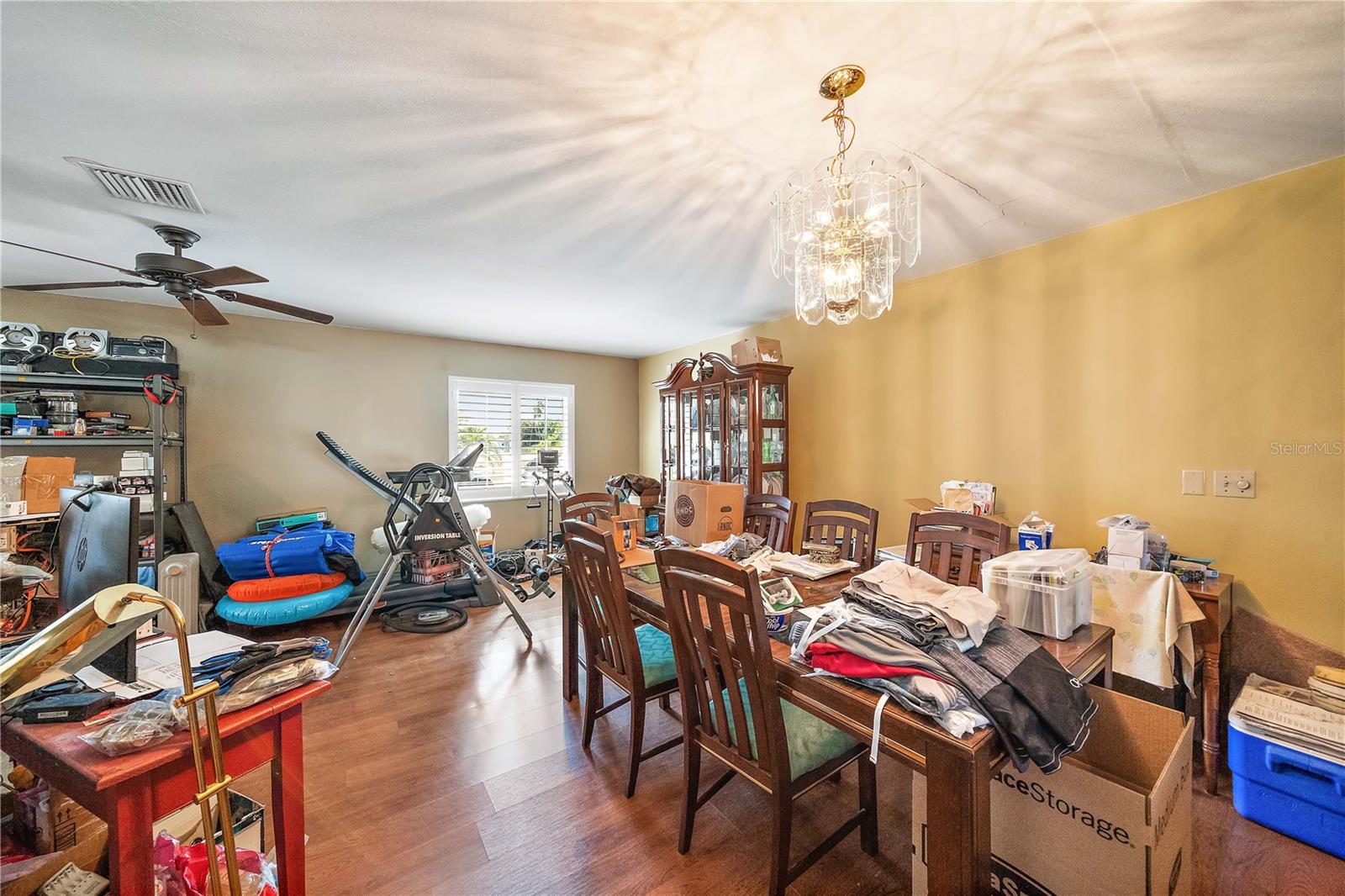 Image 21 of 32 For 1001 Malay Terrace Nw