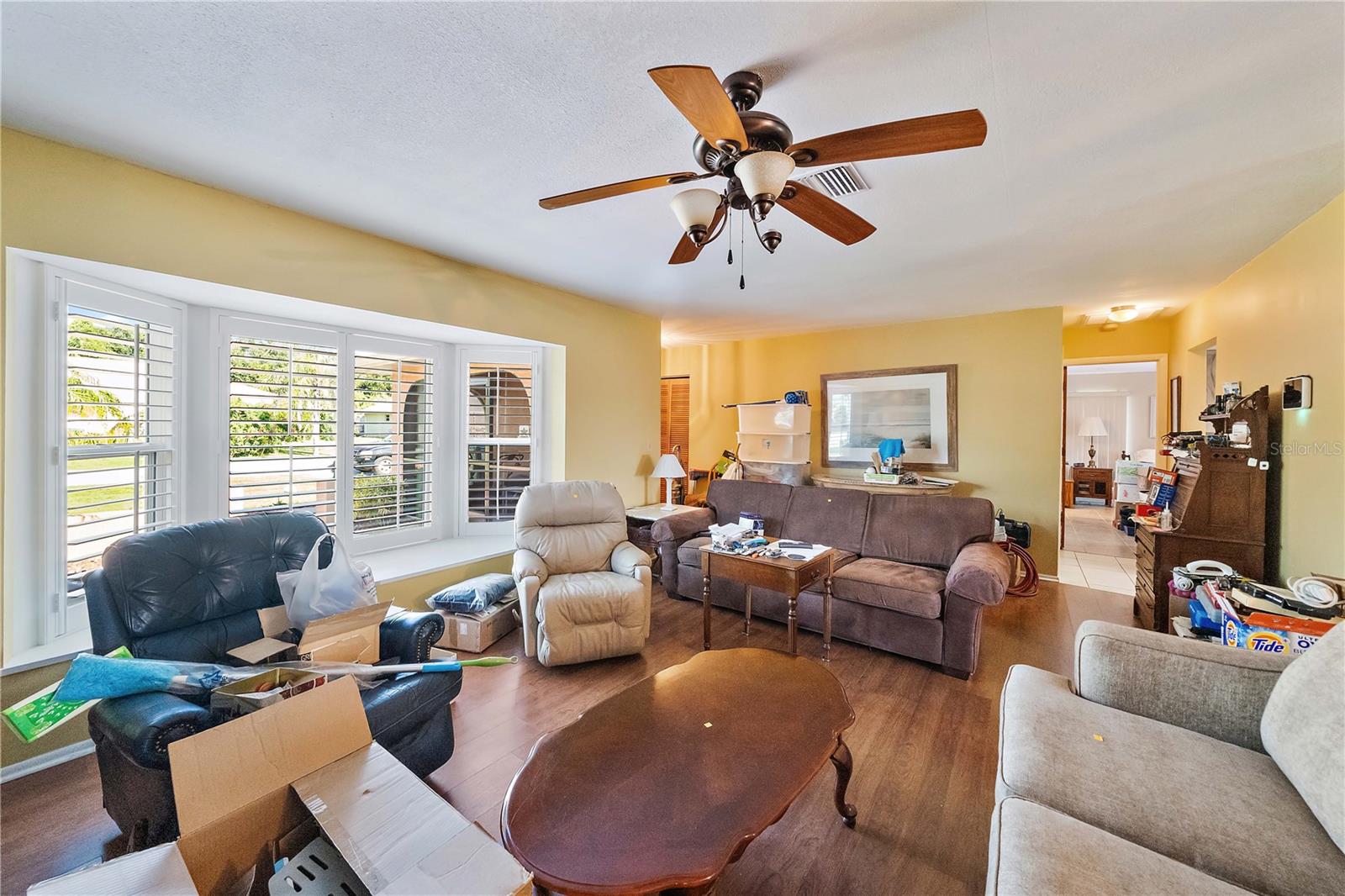 Image 22 of 32 For 1001 Malay Terrace Nw