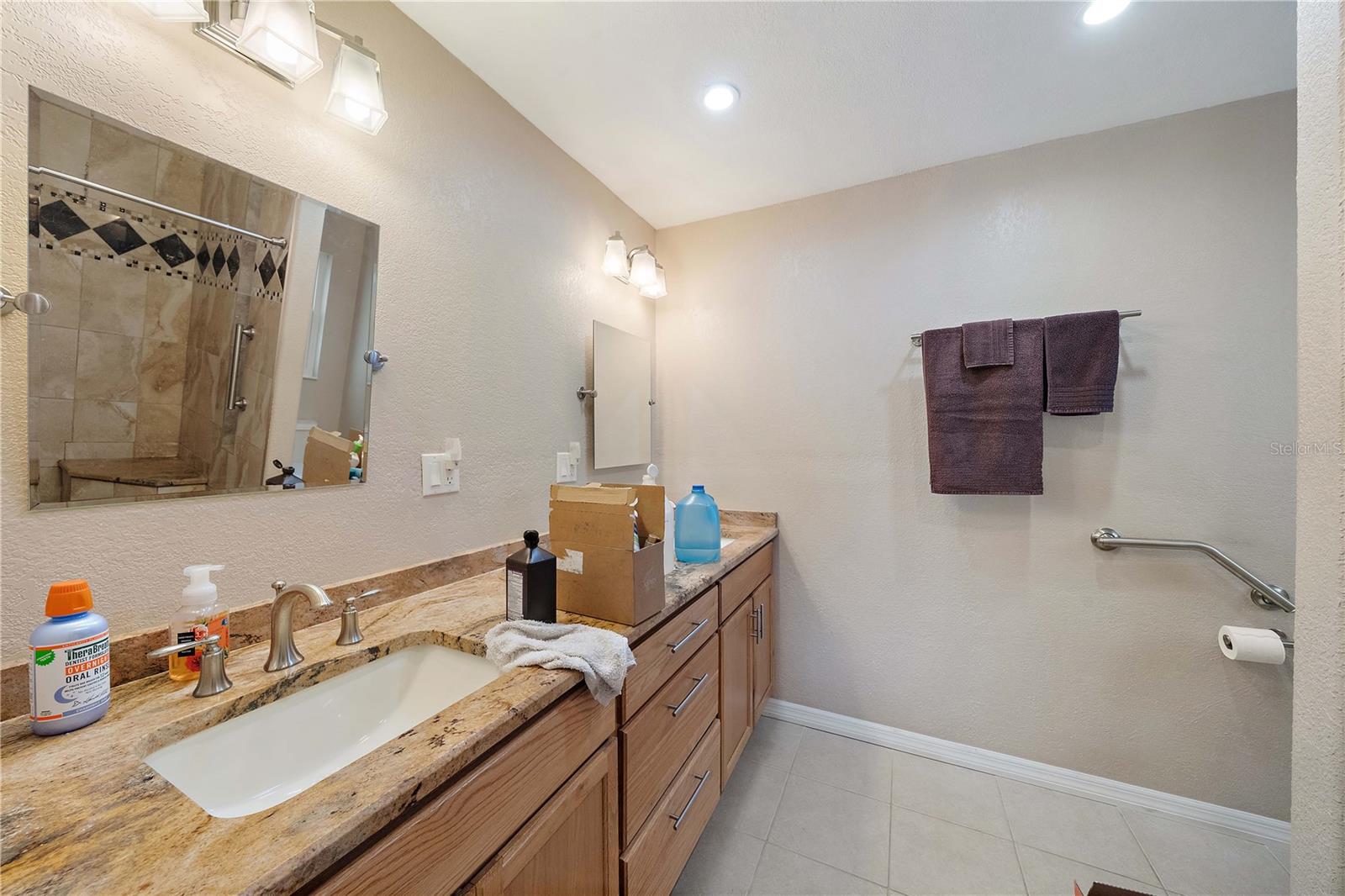 Image 24 of 32 For 1001 Malay Terrace Nw